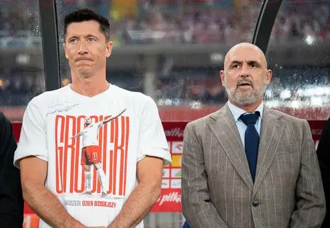 Robert Lewandowski odchodzi z reprezentacji. "Zaczęło się od bardzo surowego komunikatu"