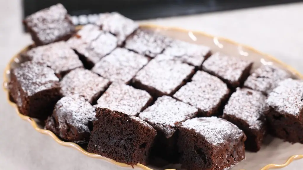 Deser: Brownie z cukinii
