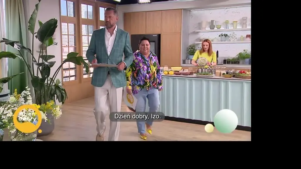 DD_20250519_Suknie_napisy