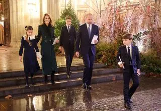 Książę Wiliam i Księżna Kate pokazali rodzinny portret. "Piękne zdjęcie, ale..."