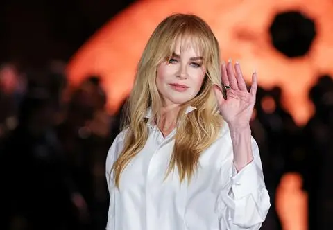 Pierwsze publiczne wyjście Nicole Kidman po ogłoszeniu separacji. Nowa fryzura i córki u boku 