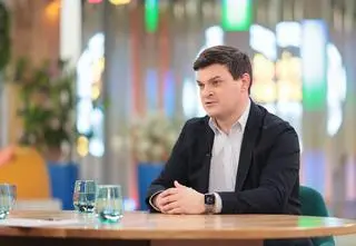 Czy można uchronić telefon przed podsłuchem?