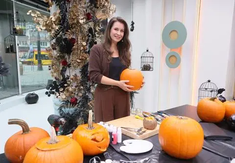 Jak wydrążyć dynię na Halloween? Triki, które sprawią, że twoja ozdoba przetrwa dłużej