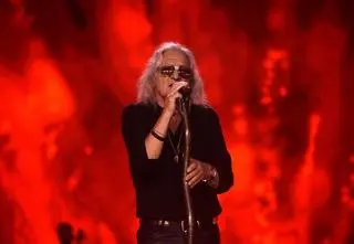 Perfect wraca na scenę z nowym wokalistą. Co na to Grzegorz Markowski?