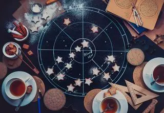 Horoskop na środę. Oderwij się na chwilę od rutyny