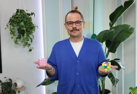 "Jeżeli jesteśmy źli na cały świat, możemy sobie kulę ziemską pognieść". Gadżety, które redukują stres