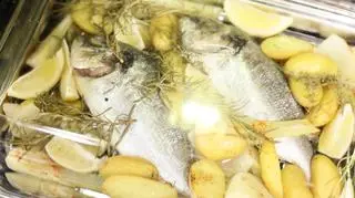 Dorada na parze z fenkułem i cytrusami