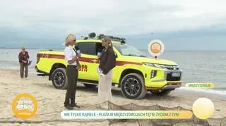 Nie tylko kąpiele - plaża w Międzyzdrojach tętni życiem z TVN