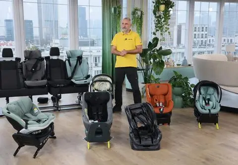 Przewożenie dziecka w samochodzie. Obalamy mity. "Tak go nie utrzymasz"