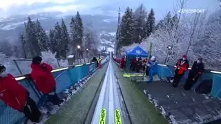 Co widzi skoczek w trakcie lotu?