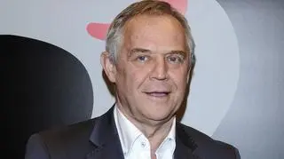 Marek Kondrat wrócił do Polski. Wystąpi na scenie z teściem
