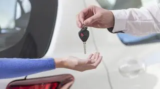 Jakie są formalności przy sprzedaży samochodu?