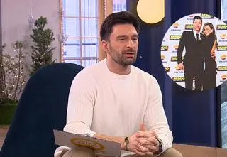 Robert Lewandowski odebrał nagrodę. Towarzyszyła mu żona. "Ta kiecka jest świetna"