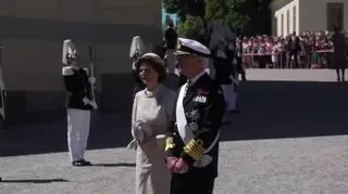 Król i królowa Szwecji zakażeni koronawirusem. Królewska para przebywa w domowej izolacji