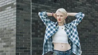 Rodzice jej nie chcieli, bo była "inna". Teraz nastolatka robi karierę w modelingu 