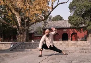 Mnisi z Shaolin - jak wygląda ich życie? Historia Klasztoru Shaolin i sztuk walki w Chinach