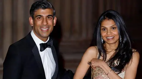 Premier Rishi Sunak z żoną Akshatą Murthy