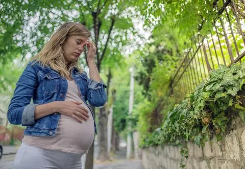 Urodziła dziecko na poboczu drogi. "Myślałam, że takie rzeczy zdarzają się tylko w filmach"