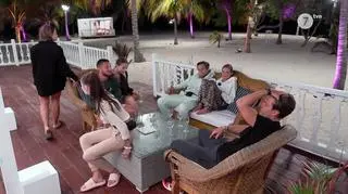 "Hotel Paradise 7". odc. 16. Zaskakujące zachowanie Karoliny i Patryka