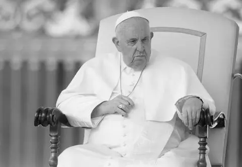 Papież Franciszek nie żyje. "Powrócił do domu Ojca"