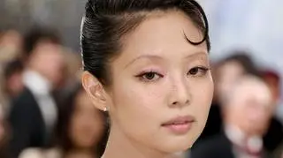 Piosenkarka Jennie Kim podczas Met Gali 2026.