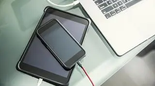 smartfon, tablet, laptop