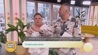 Mistrzostwa Świata w Rzucie Beretem - napisy