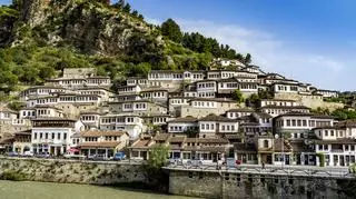 Berat, Albania – „miasto tysiąca okien”