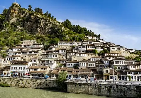 Berat, Albania – „miasto tysiąca okien”
