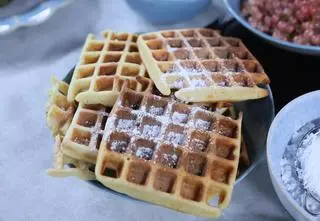 Przygotuj gofry z Bartkiem Boratynem i poczuj powiew lata