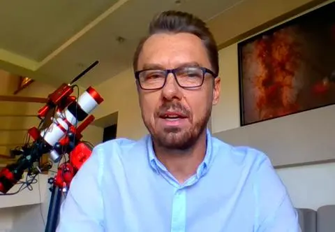 Polak został trzykrotnie wyróżniony przez NASA