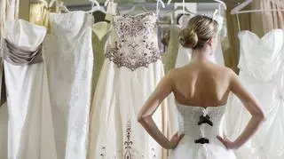 Najpiękniejsze i najbardziej kontrowersyjne suknie ślubne gwiazd. Która jest najczęściej kopiowana? 