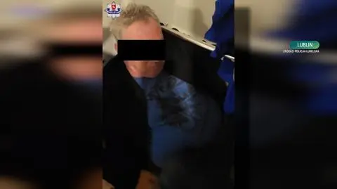 Złodziej ukrył się w szafie 