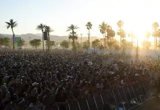 Od Lady Gagi po legendy rocka. Co dzieje się na festiwalu Coachella 2025?