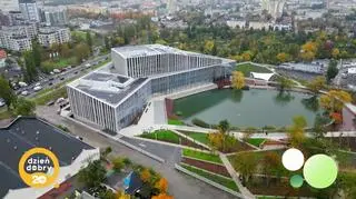 Nowa akademia muzyczna w Bydgoszczy zachwyca (napisy)