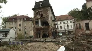 Brak dachu nad głową i trauma. Sytuacja po powodzi. "W jednej chwili straciłam wszystko"