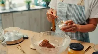 Skończył Ci się proszek do pieczenia? Oto, czym możesz go zastąpi