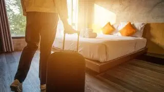 Sąsiedzi ukradli im sypialnię. "Zobaczyliśmy, że dzieje się coś dziwnego"