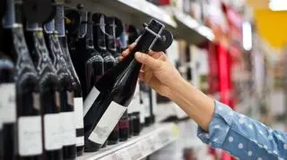 Co Polacy sądzą o nocnej prohibicji?