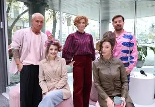 Od lat Inspiruje dzieci i dorosłych. Uczesz się z nami w stylu Barbie