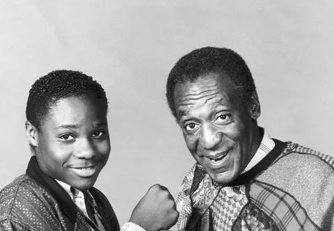 Gwiazdor kultowego serialu "The Cosby Show" nie żyje. Aktor zginął na wakacjach