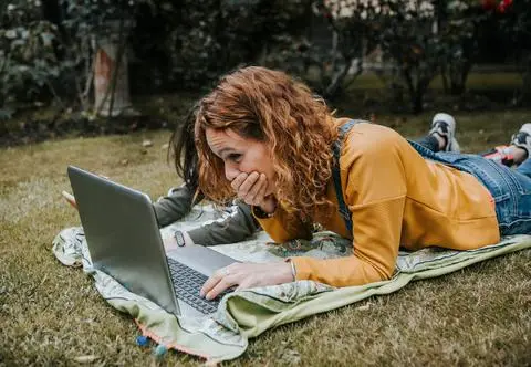 Lipiec z platformą Max. Co warto oglądać podczas urlopu?
