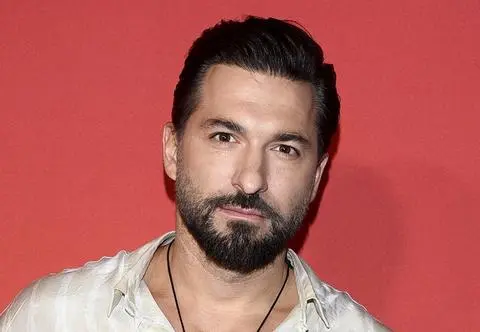 Rafał Maślak pokazał zdjęcie córki ze szpitala. "Tęsknimy"