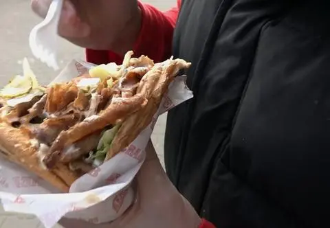 Co naprawdę znajduje się w kebabach? "Moim zdaniem jest to oszustwo"