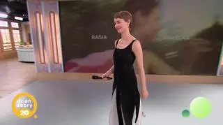 Basia Małecka w utworze “Kto tak ładnie kradnie” 