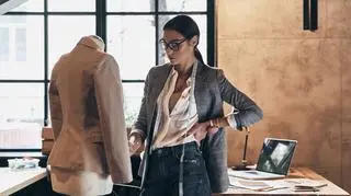 Jak zostać projektantem? Poznaj sposoby na zrobienie kariery w świecie mody