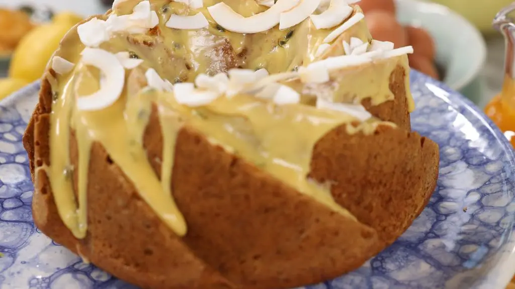 Babka z mango, z lukrem z marakui
