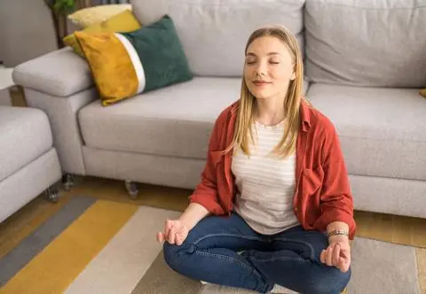 Pranayama, czyli sztuka oddychania w jodze. Proste ćwiczenia dla początkujących