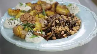 Glazurowane boczniaki z sezamem i czarnuszką