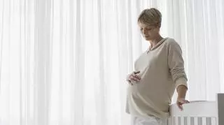 Opryszczka narządów płciowych w ciąży jest groźna dla dziecka. Może doprowadzić nawet do śmierci